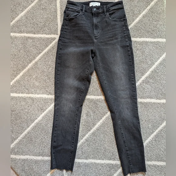 3 For $12 Abercrombie & Fitch Black Denim - Picture 1 of 3